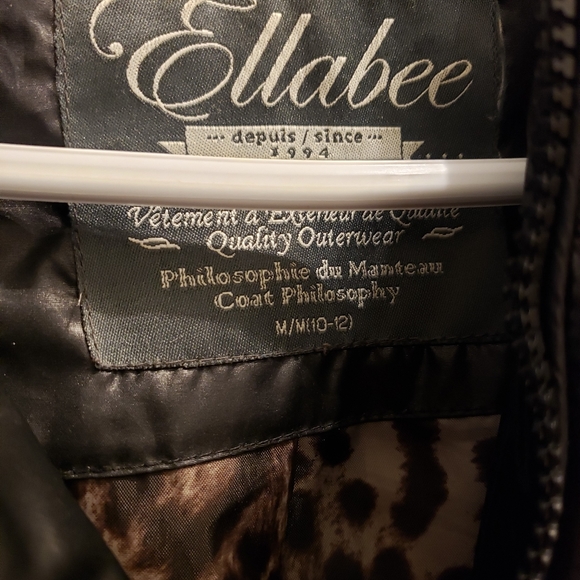 Winter coat - Picture 4 of 4